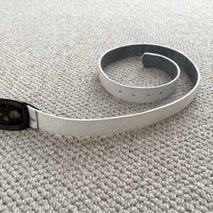 😱Women’s White Leather Belt with design
